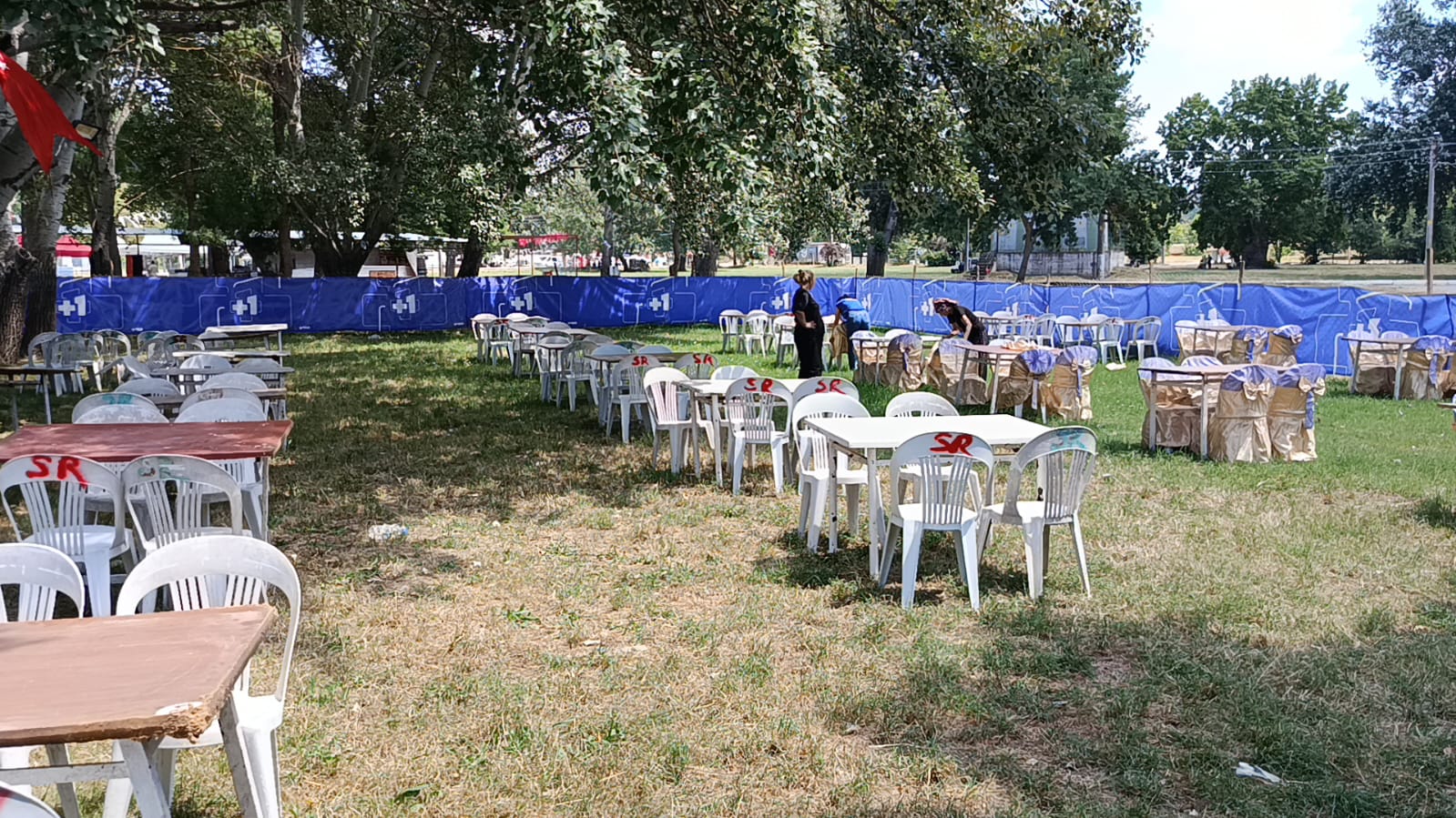 Edirne’nin düğünü, 665’inci Tarihi Kırkpınar Yağlı Güreşleri Festivali ile atmaya başlarken, organizasyonun vazgeçilmez geleneklerinden biri olan ünlü kuzu çevirme kültürü yok olma tehlikesiyle karşı karşıya.